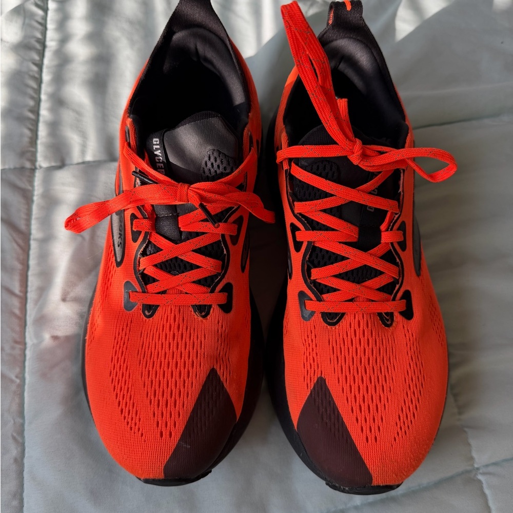 Brooks Women's Athletic Shoes - Bright Orange and Black